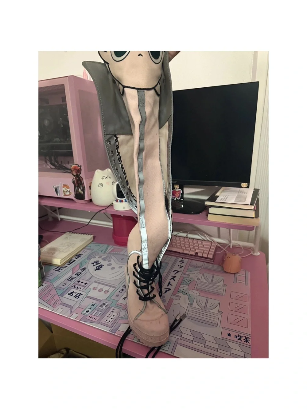 GCDS POKÉMON JIGGLYPUFF RUNWAY BOOTS 40EU